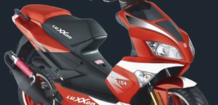 Luxxon F104 Sport 2014 vs Peugeot Speedfight 4 50 4T 2020