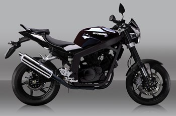 Hyosung GT 250i Naked 2014 - Bild 4