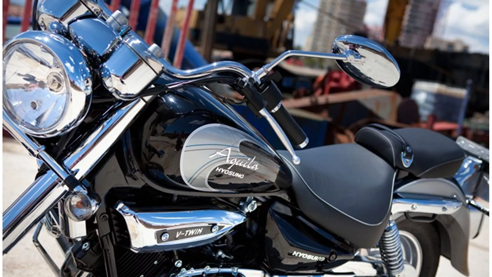 Hyosung GV 125 - Image 2 Hyosung GV 125 - Image 2