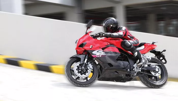 Hyosung GT 250 iR Hyosung GT 250 iR