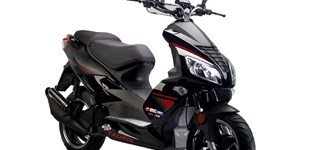 Tauris Fiera 125 XTREME 2014 vs Honda PCX 125 2013