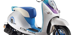 Tauris Piccadilly 125 2014 vs Honda SH125i 2022