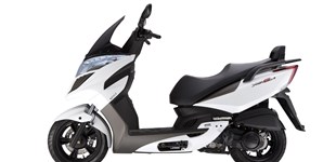 Aprilia RS 125 ABS 2019 vs Kymco Yager GT 125 2014