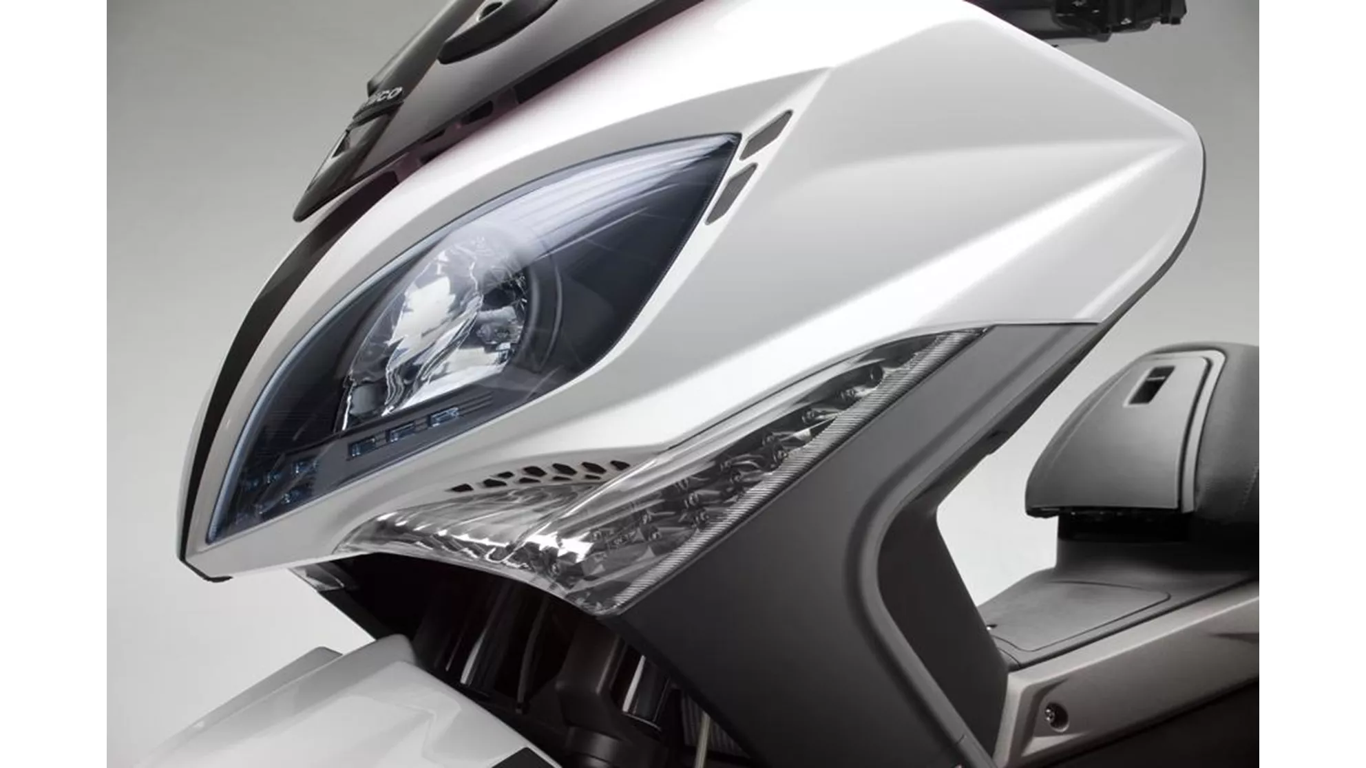 Kymco Xciting 500i Evo ABS - Image 3 Kymco Xciting 500i Evo ABS - Image 3