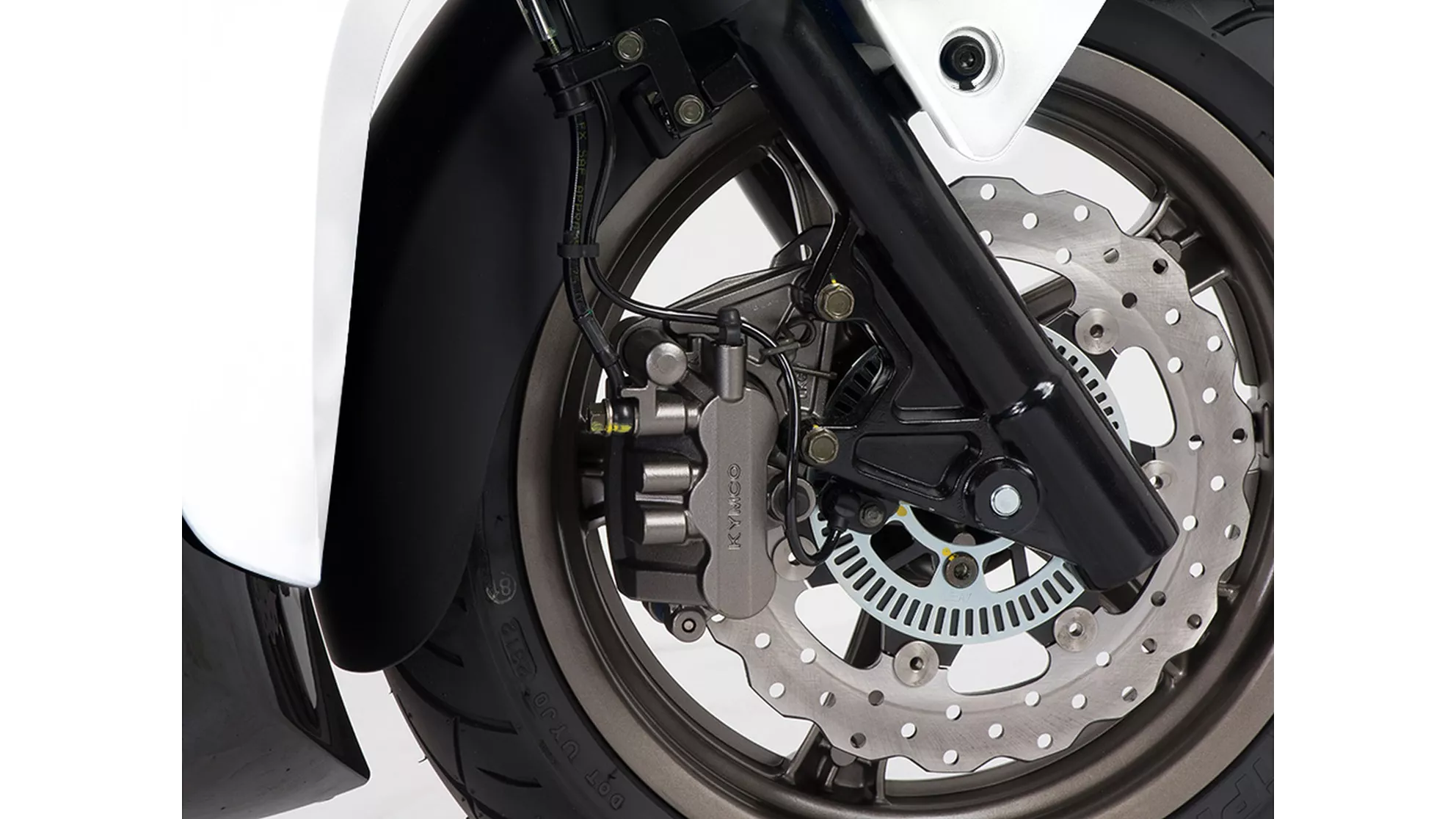 Kymco K-XCT 125i - Image 6 Kymco K-XCT 125i - Image 6