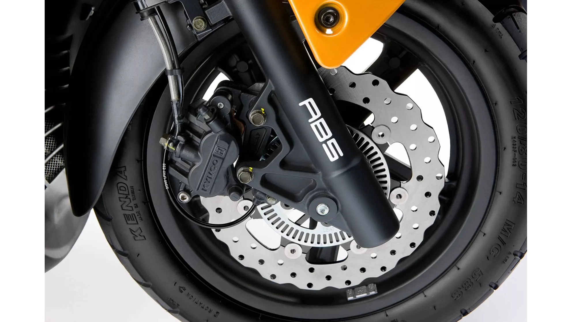 Kymco Superdink 300i - Image 15 Kymco Superdink 300i - Image 15