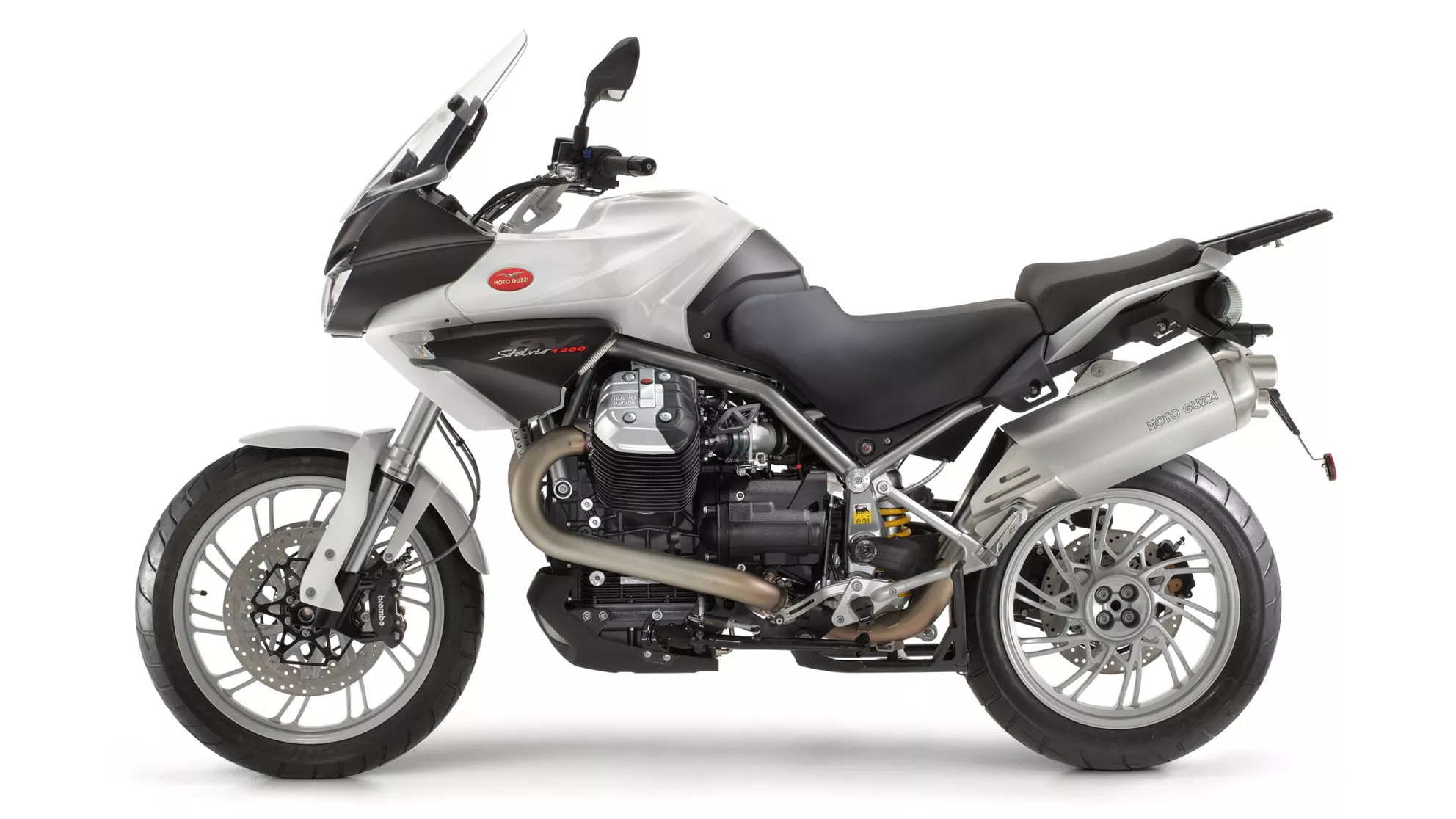 Moto Guzzi Stelvio 1200 8V - Image 2 Moto Guzzi Stelvio 1200 8V - Image 2