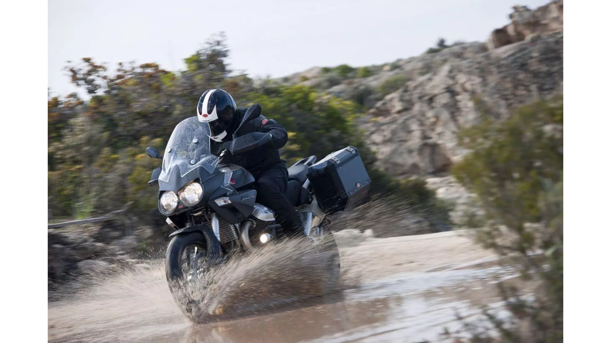 Moto Guzzi Stelvio 1200 8V NTX - Image 1 Moto Guzzi Stelvio 1200 8V NTX - Image 1