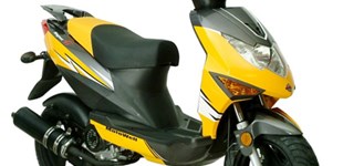 Motowell Magnet 4T 2014 vs Yamaha Aerox R 2009