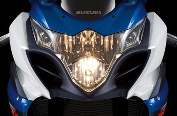 Suzuki GSX-R 1000 2014 - Bild 7 Suzuki GSX-R 1000 2014 - Bild 7