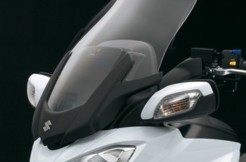 Suzuki Burgman 650 Executive 2014 - Bild 8 Suzuki Burgman 650 Executive 2014 - Bild 8