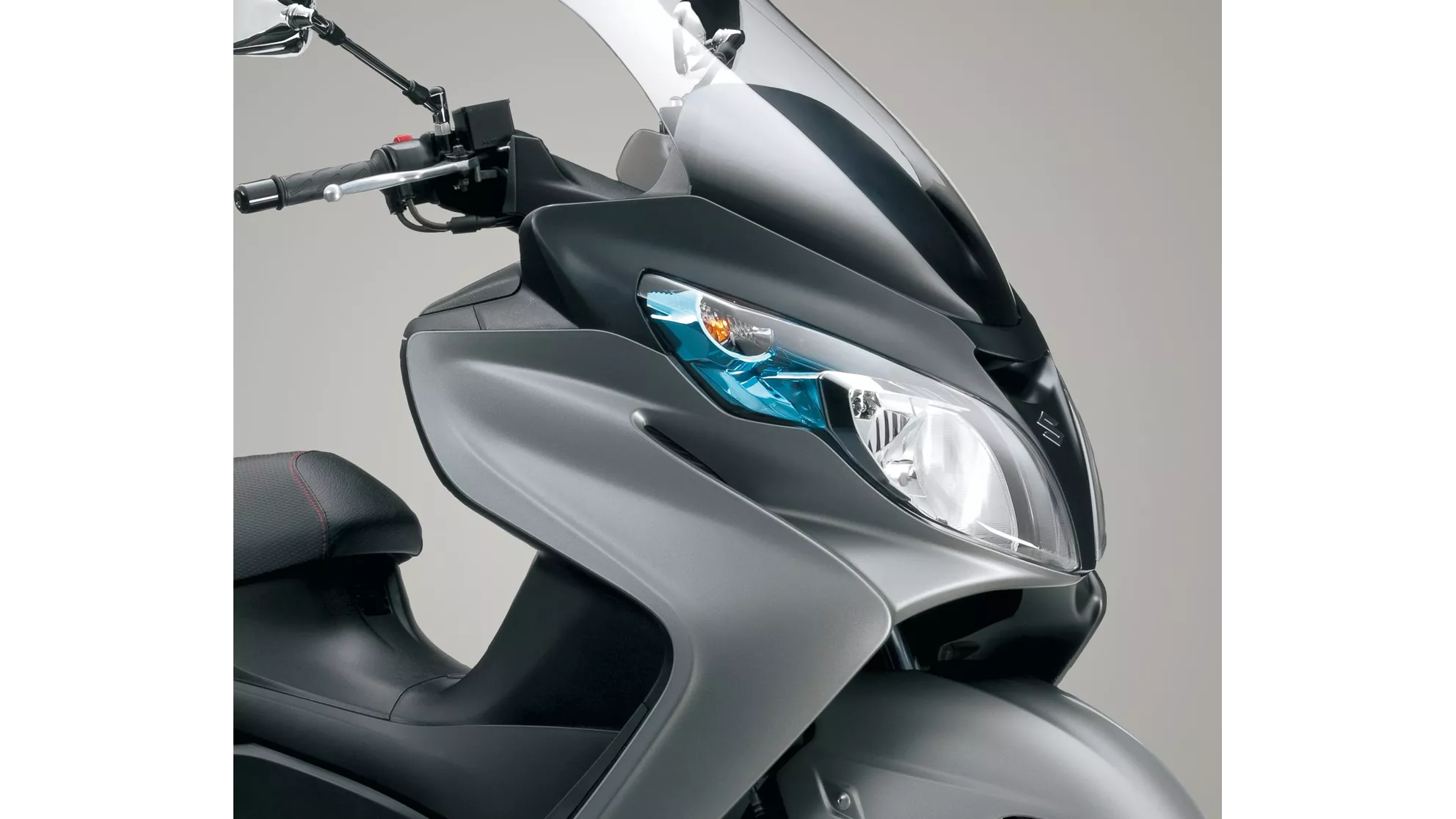 Suzuki Burgman 400 - Image 9 Suzuki Burgman 400 - Image 9