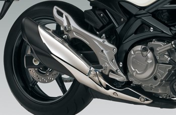Suzuki SFV 650 Gladius 2014 - Bild 9 Suzuki SFV 650 Gladius 2014 - Bild 9