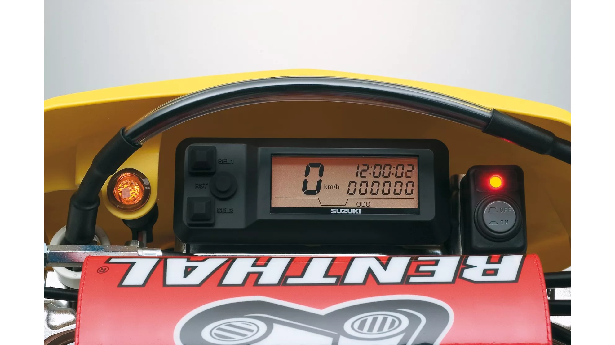 Suzuki RMX-450Z Enduro - Image 5 Suzuki RMX-450Z Enduro - Image 5