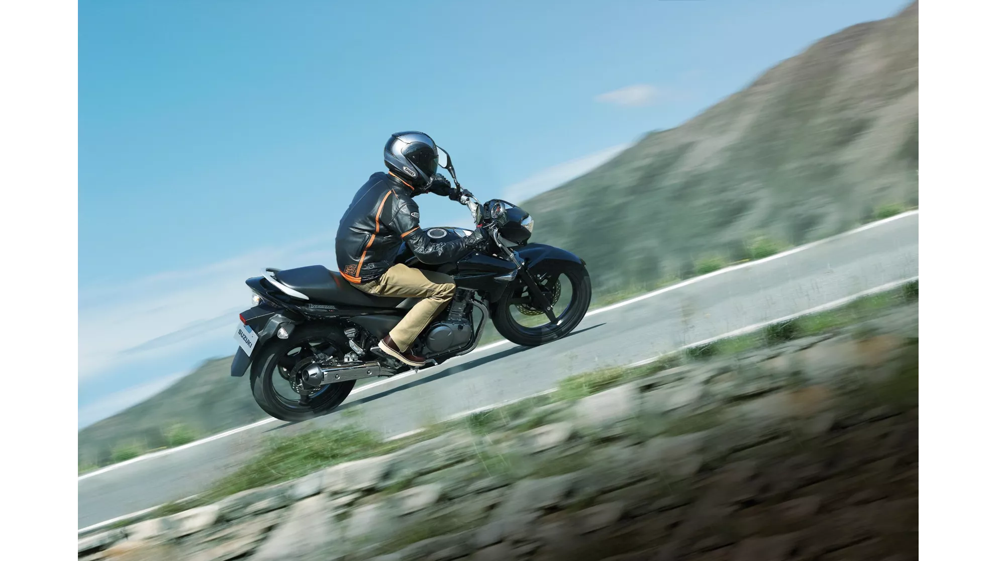 Suzuki GW250 Inazuma - Image 2 Suzuki GW250 Inazuma - Image 2