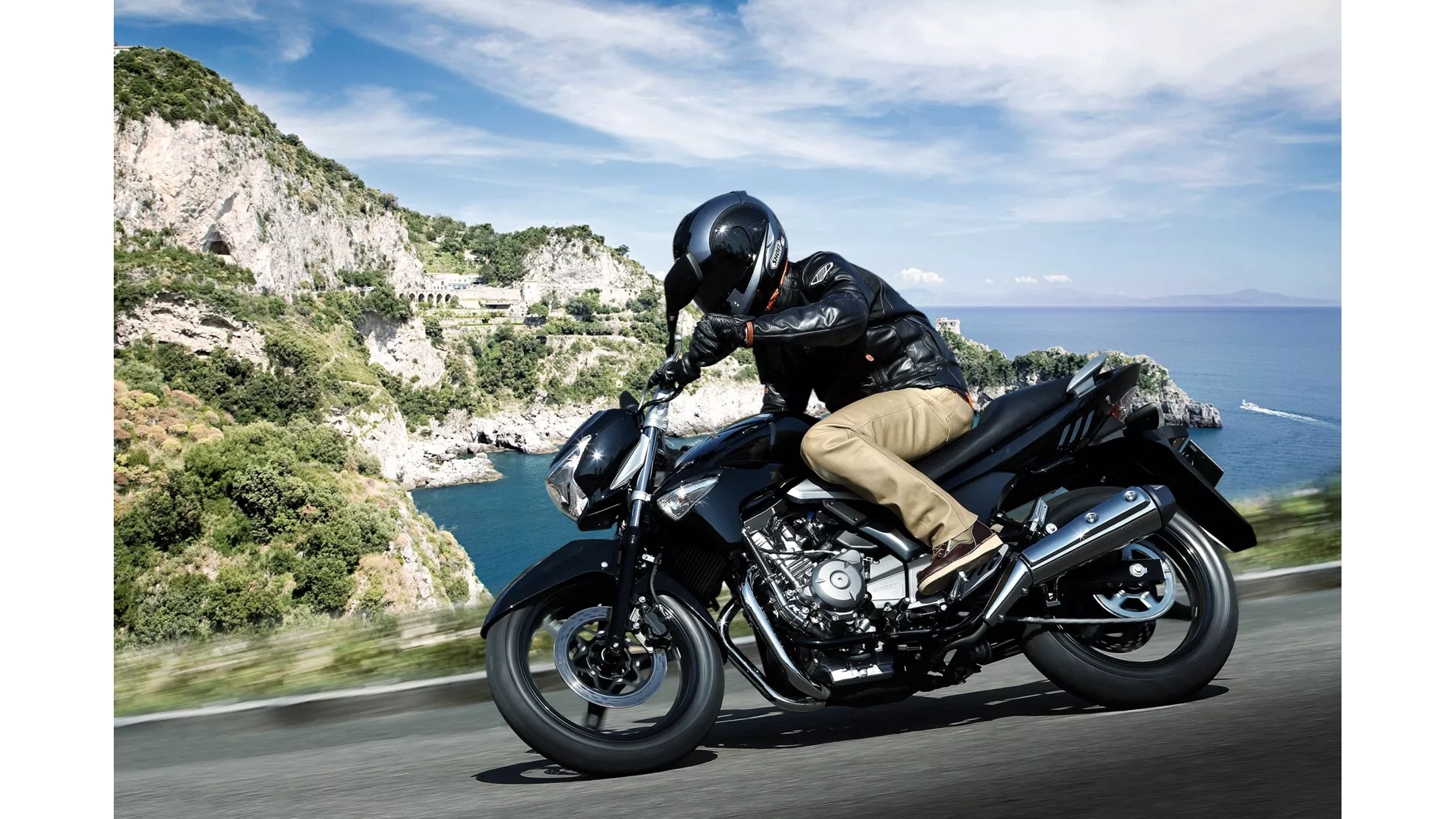 Suzuki GW250 Inazuma - Image 11 Suzuki GW250 Inazuma - Image 11