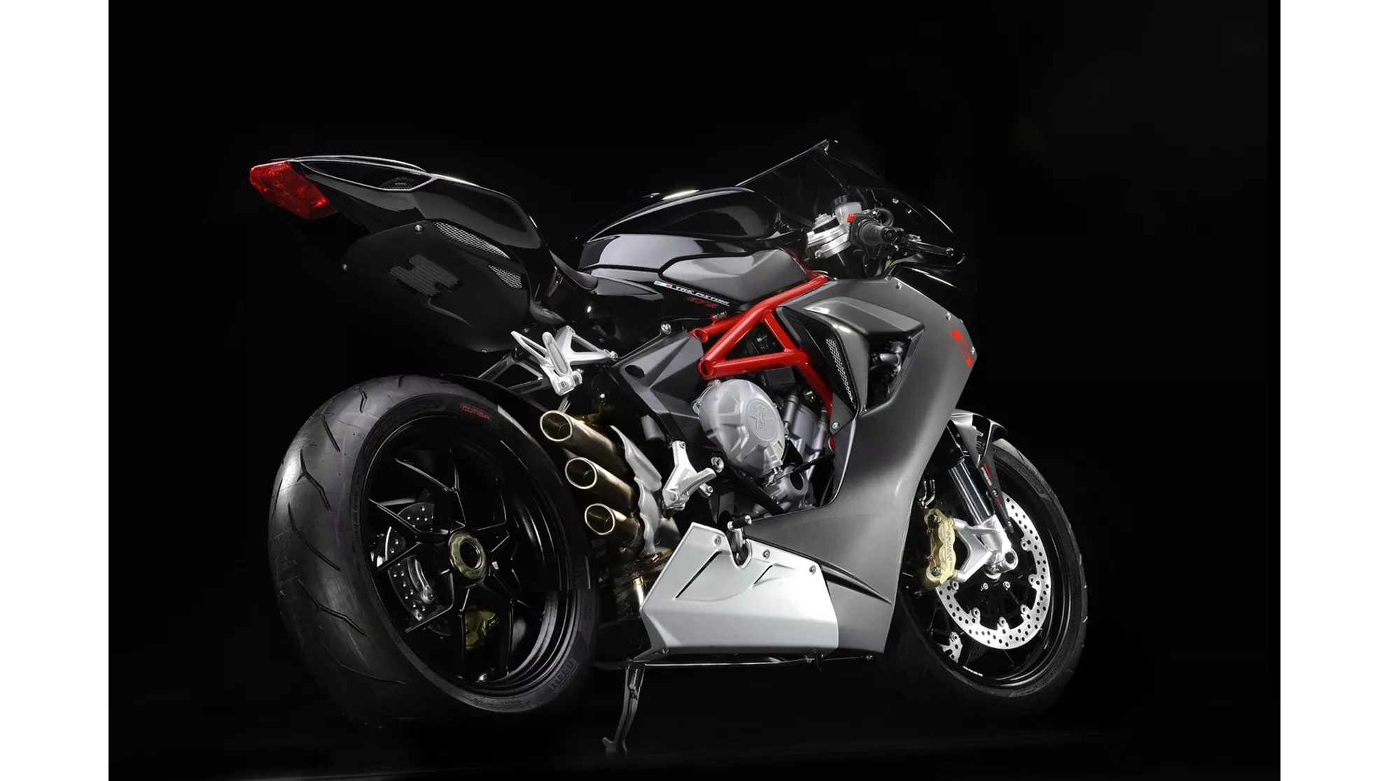 MV Agusta F3 675 - Image 4 MV Agusta F3 675 - Image 4