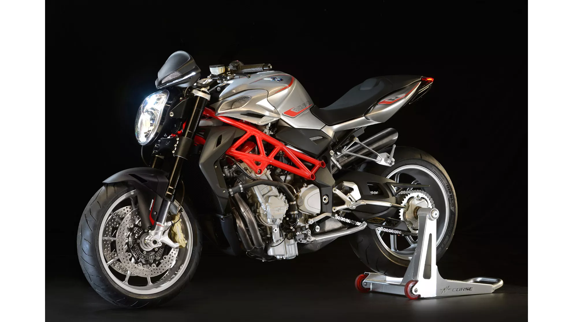 MV Agusta Brutale 1090 R - Image 6 MV Agusta Brutale 1090 R - Image 6