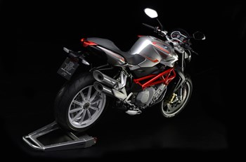 MV Agusta Brutale 1090 R 2014 - Bild 9