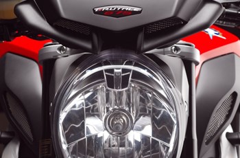 MV Agusta Brutale 675 2014 - Bild 6 MV Agusta Brutale 675 2014 - Bild 6