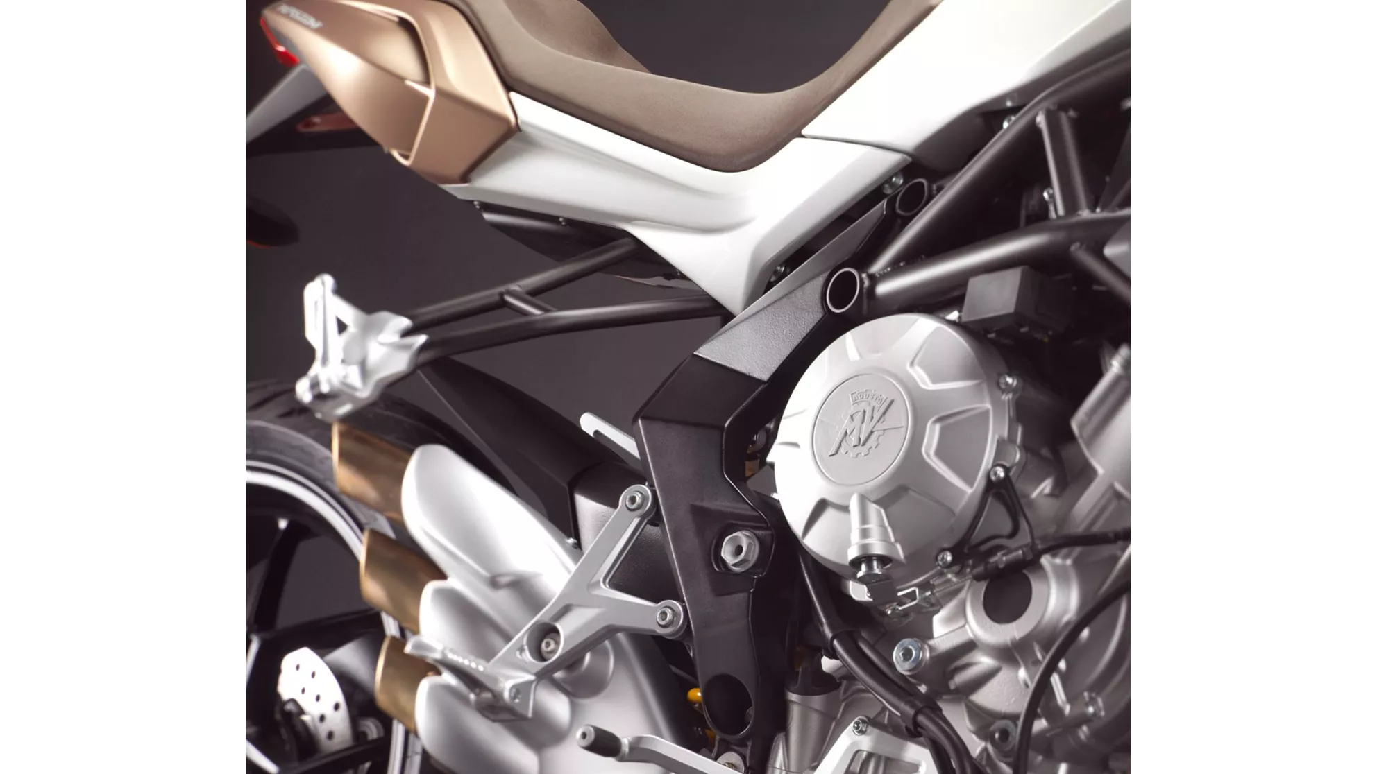 MV Agusta Brutale 675 - Image 5 MV Agusta Brutale 675 - Image 5