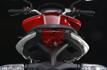MV Agusta Brutale 800 2014 - Bild 9