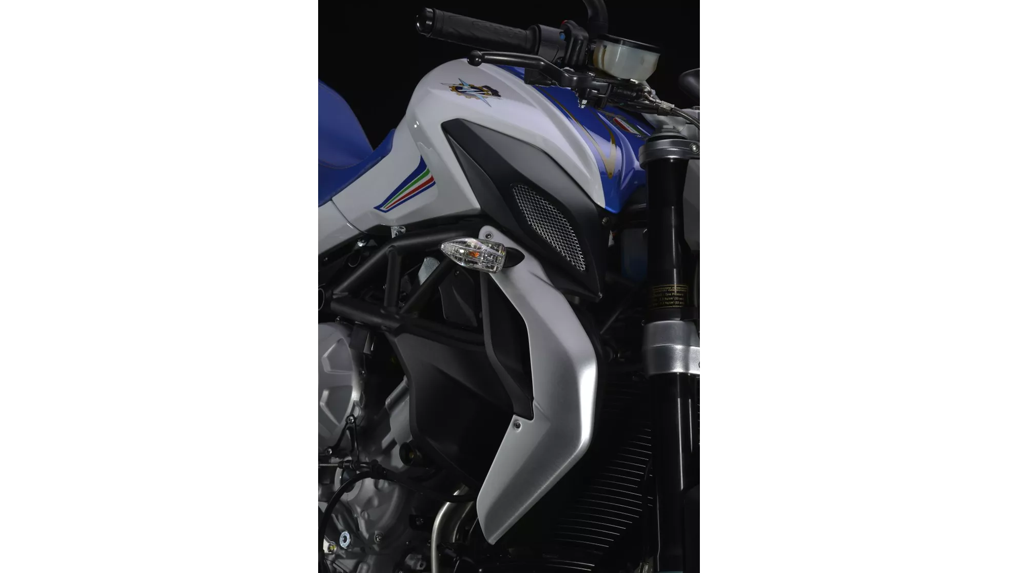 MV Agusta Brutale 800 - Image 9 MV Agusta Brutale 800 - Image 9