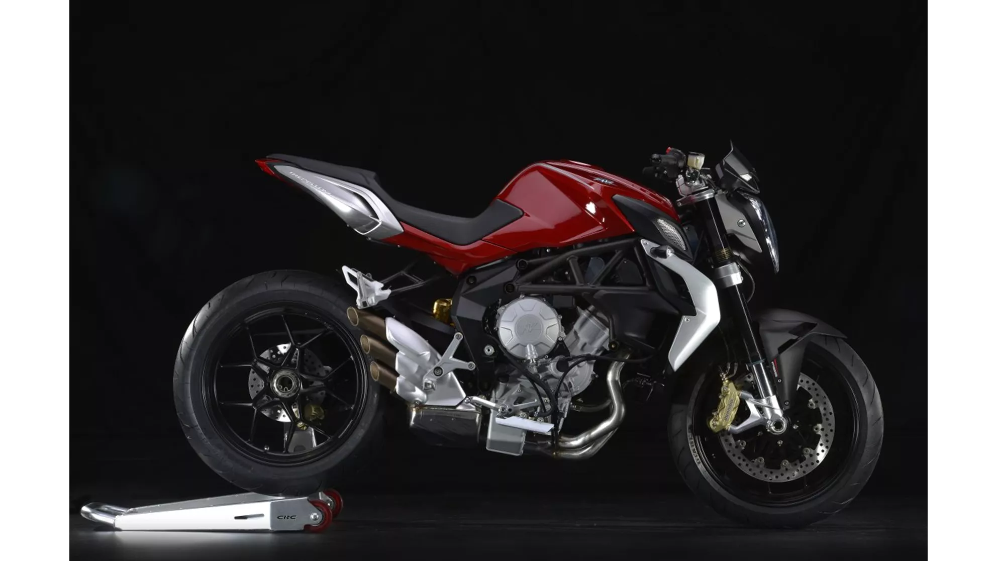 MV Agusta Brutale 800 - Image 12 MV Agusta Brutale 800 - Image 12