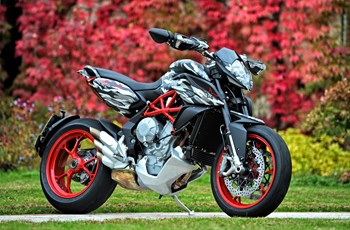 MV Agusta Rivale 800 2014 - Bild 2 MV Agusta Rivale 800 2014 - Bild 2