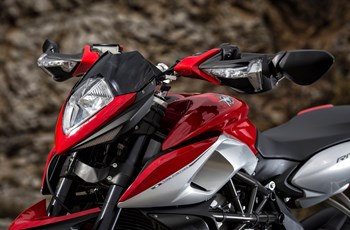 MV Agusta Rivale 800 2014 - Bild 14 MV Agusta Rivale 800 2014 - Bild 14