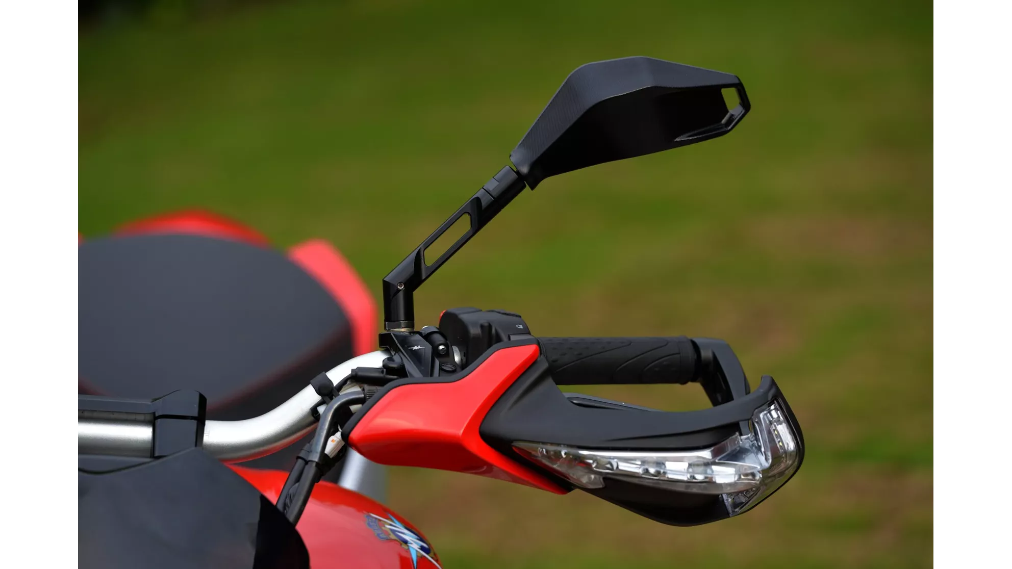 MV Agusta Rivale 800 - Image 13 MV Agusta Rivale 800 - Image 13