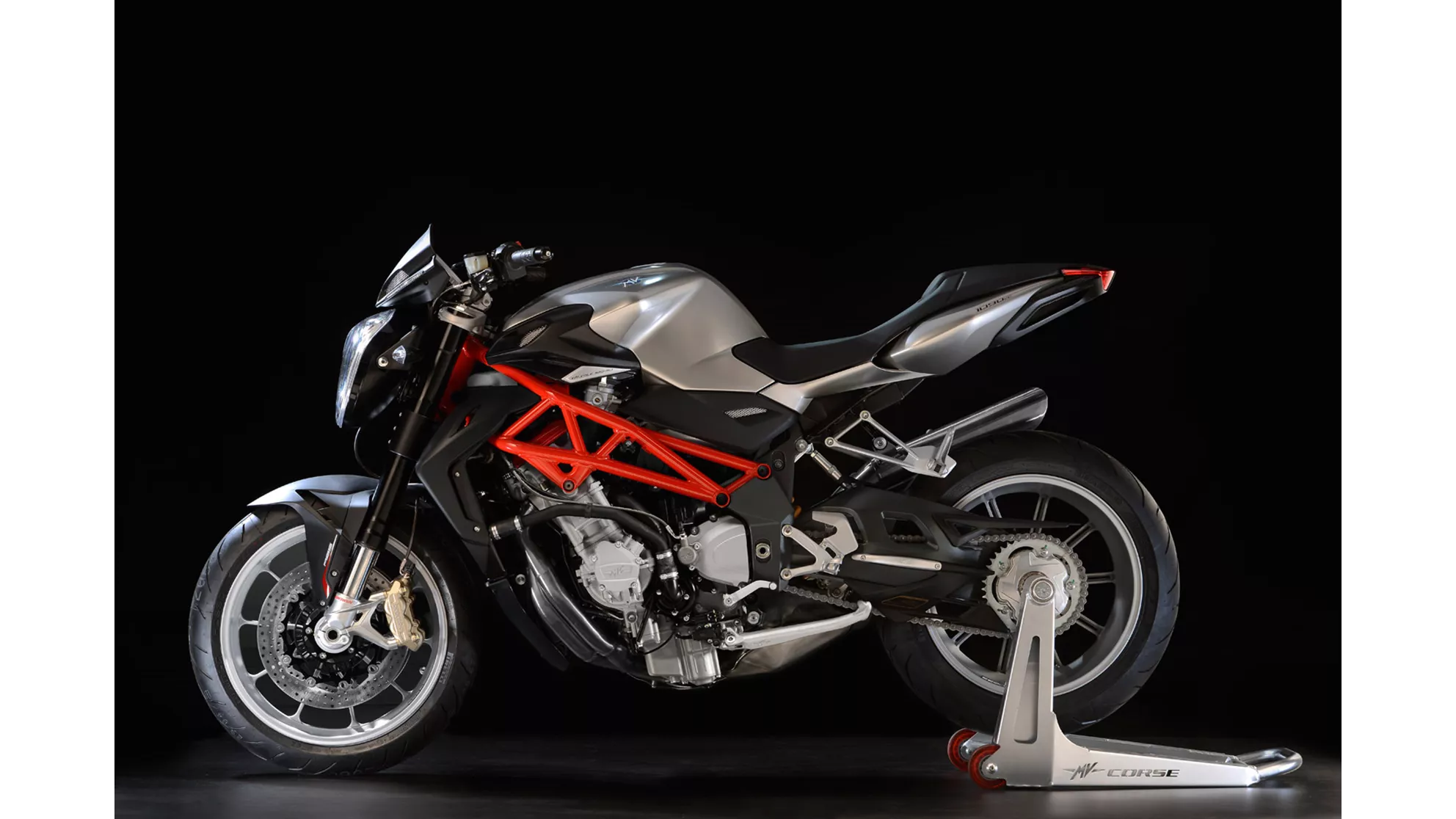 MV Agusta Brutale 1090 - Image 4 MV Agusta Brutale 1090 - Image 4