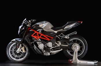 MV Agusta Brutale 1090 2014 - Bild 6 MV Agusta Brutale 1090 2014 - Bild 6