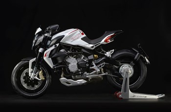 MV Agusta Dragster 800 2014 - Bild 4 MV Agusta Dragster 800 2014 - Bild 4