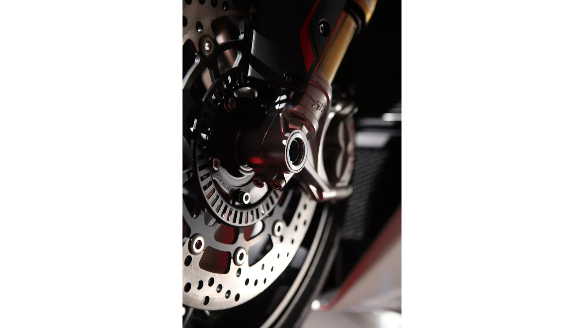 MV Agusta F4 RR - Image 13 MV Agusta F4 RR - Image 13