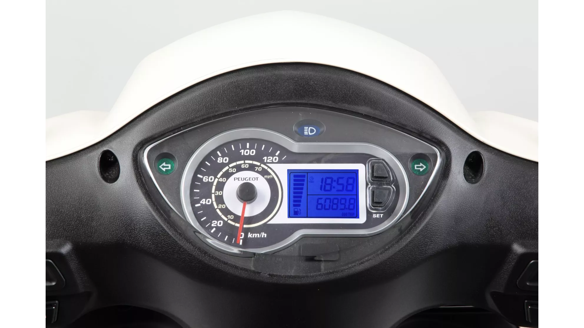 Peugeot Tweet 125 - Image 2 Peugeot Tweet 125 - Image 2