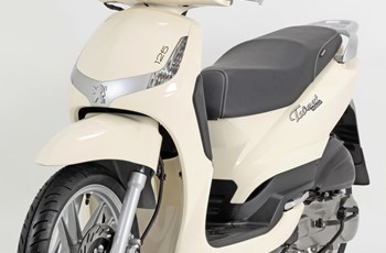 Peugeot Tweet 125 2014 - Bild 6