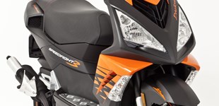 Peugeot Speedfight 3 50 2T AC 2013 vs Peugeot Speedfight 3 50 2T AC 2014