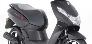 Peugeot Kisbee 50 RS 4T 2014 vs Peugeot Kisbee 50 4T 2016