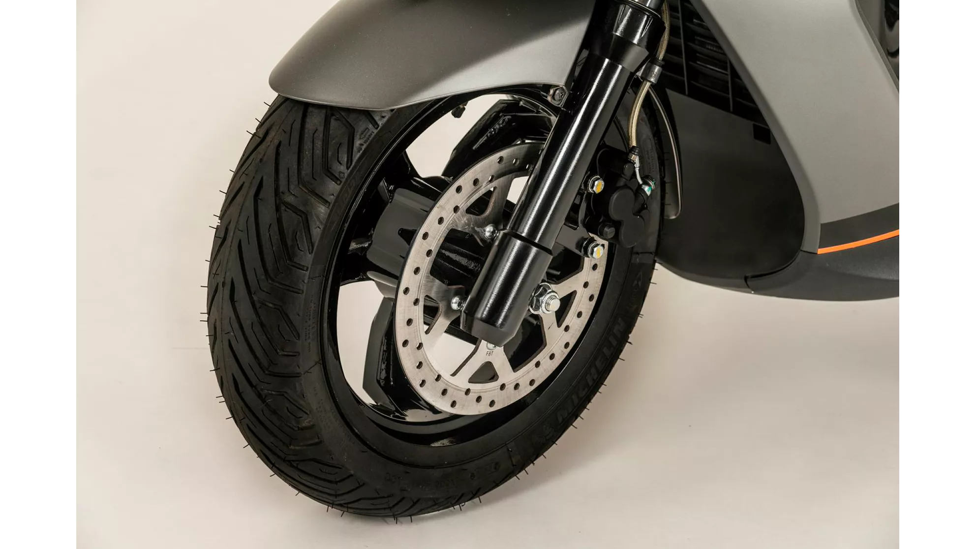 Peugeot Satelis 2 125 RS - Image 8 Peugeot Satelis 2 125 RS - Image 8