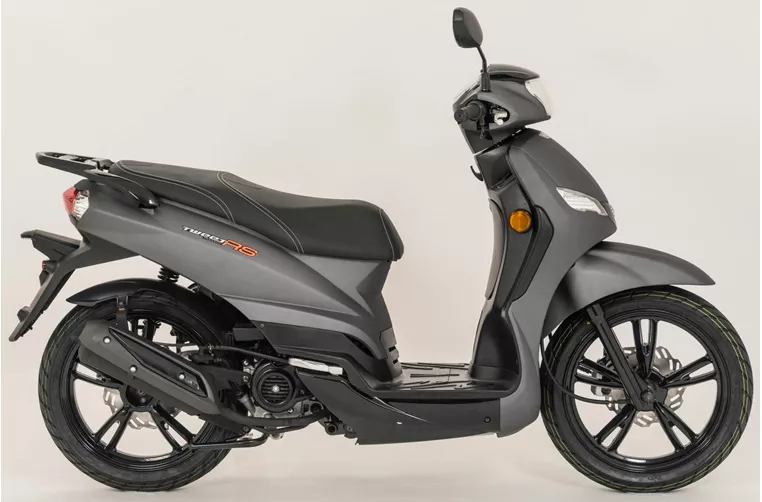 Peugeot Tweet 125 RS 2014 Peugeot Tweet 125 RS 2014