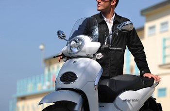 Scarabeo Scarabeo 200ie 4T 4V 2014 - Bild 8