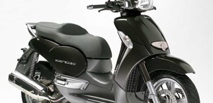 Scarabeo Scarabeo 500ie 4T 2014 vs Piaggio Beverly 350ie ABS/ASR 2019