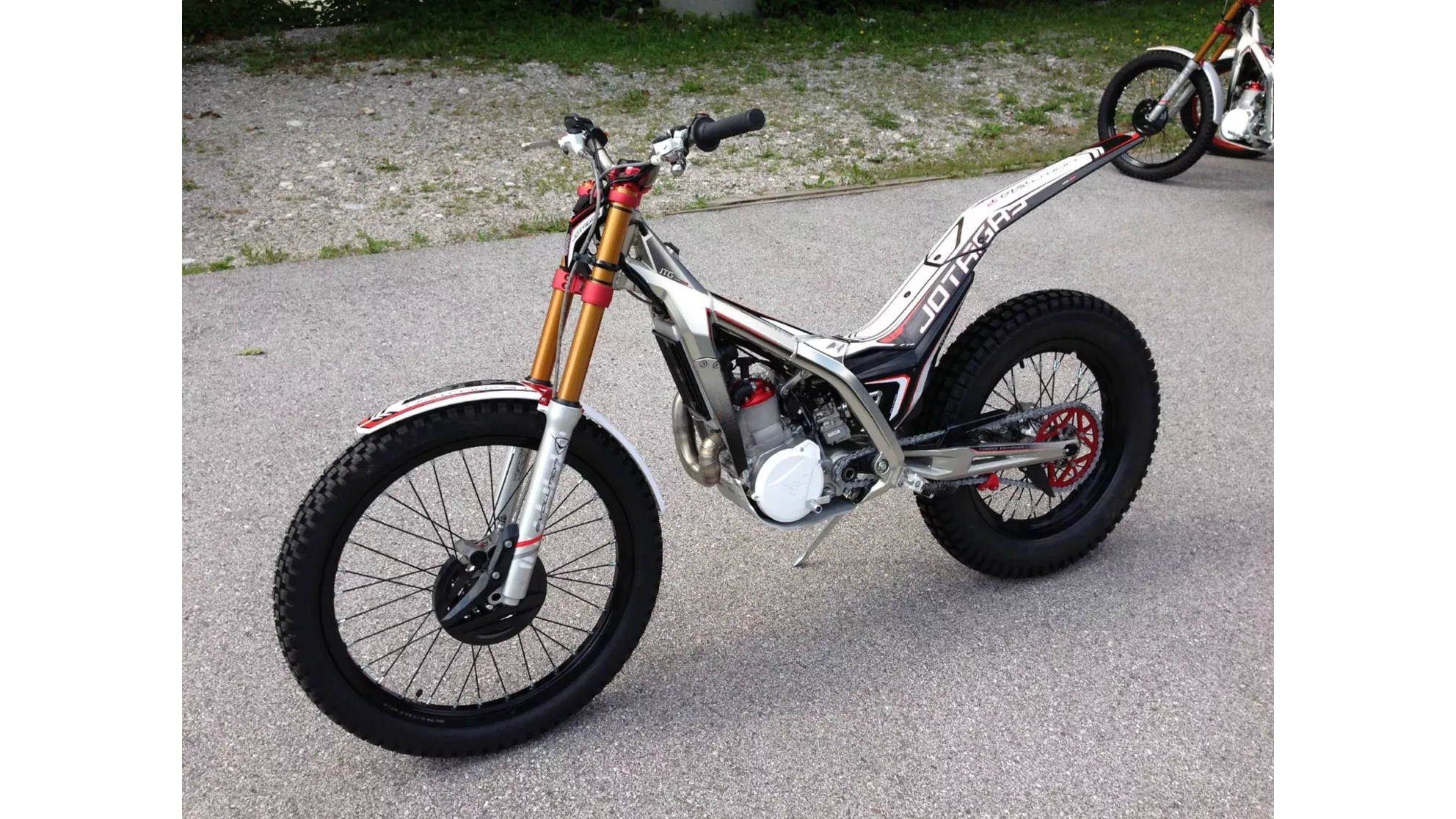 Jotagas JT 280 - Image 2 Jotagas JT 280 - Image 2