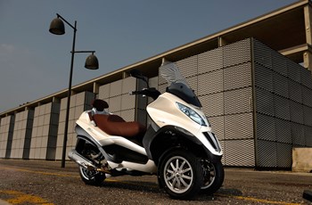Piaggio MP3 500ie LT Business 2014 - Bild 12