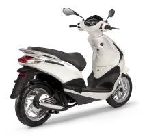 Piaggio New Fly 50 4T 2014 - Bild 4 Piaggio New Fly 50 4T 2014 - Bild 4
