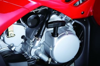 Sym Quad Raider 600 2014 - Bild 5