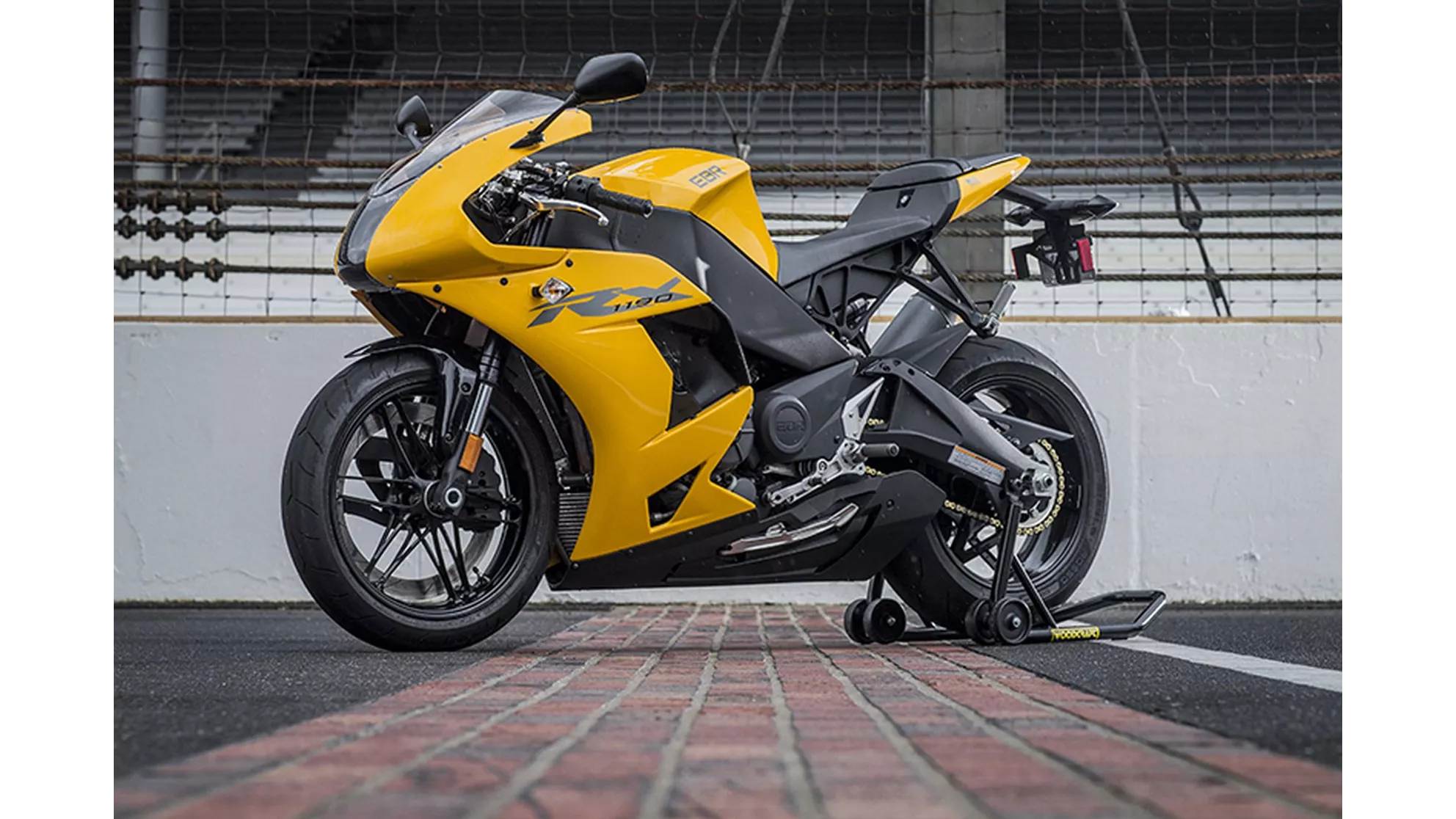 EBR 1190 RX - Image 8 EBR 1190 RX - Image 8