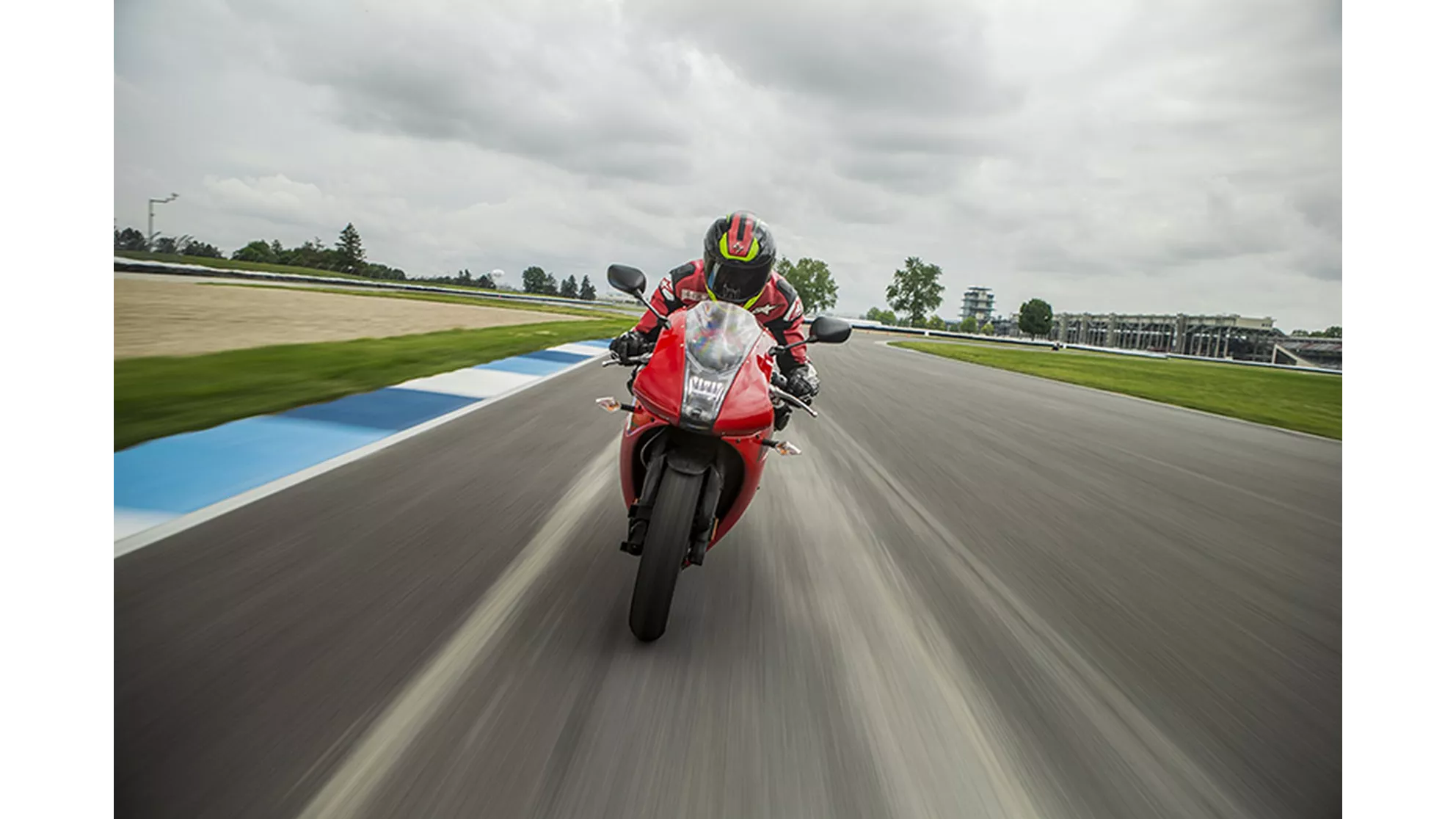 EBR 1190 RX - Image 12 EBR 1190 RX - Image 12