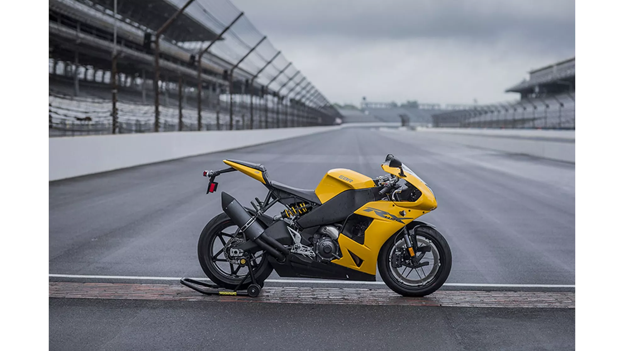 EBR 1190 RX - Image 17 EBR 1190 RX - Image 17